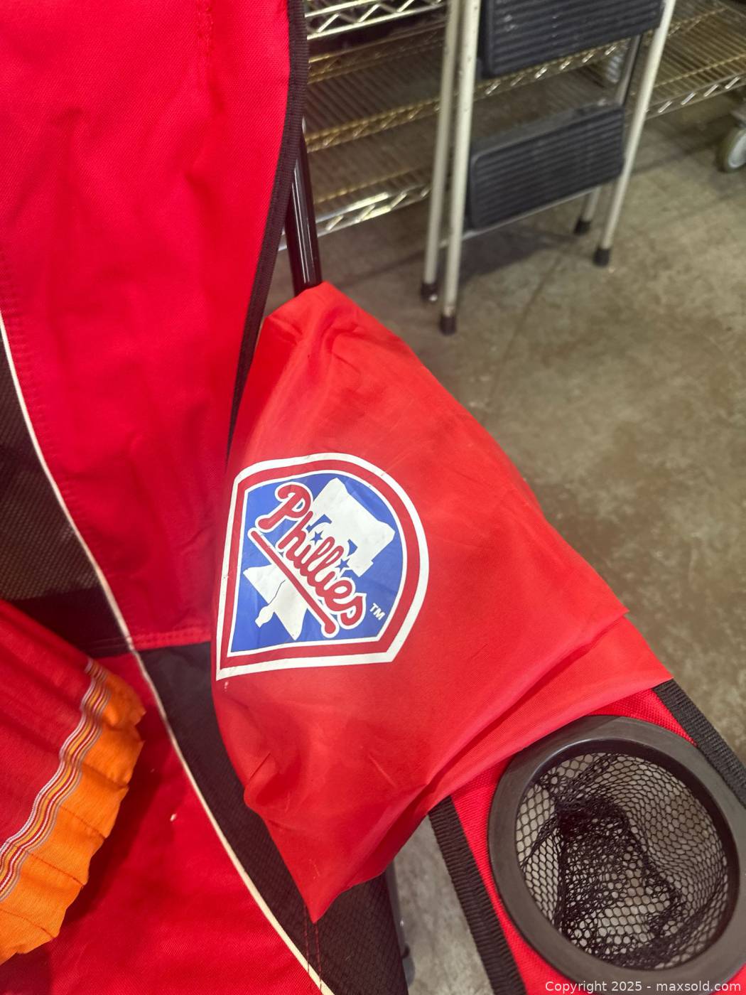 Philadelphia Phillies Folding Chair with Vintage Umbrella and Yoga Mat ...