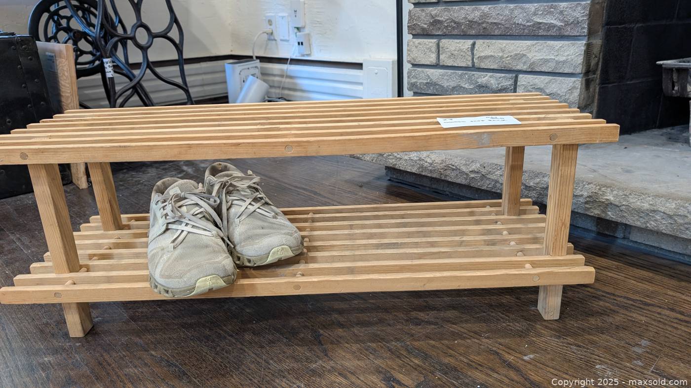 Wooden two-tier slatted shoe rack | Maxsold