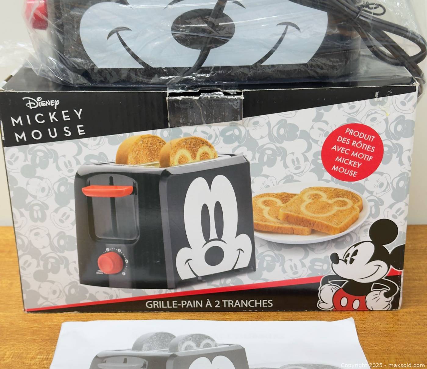 Disney Mickey Mouse 2-slice toaster, new | Maxsold