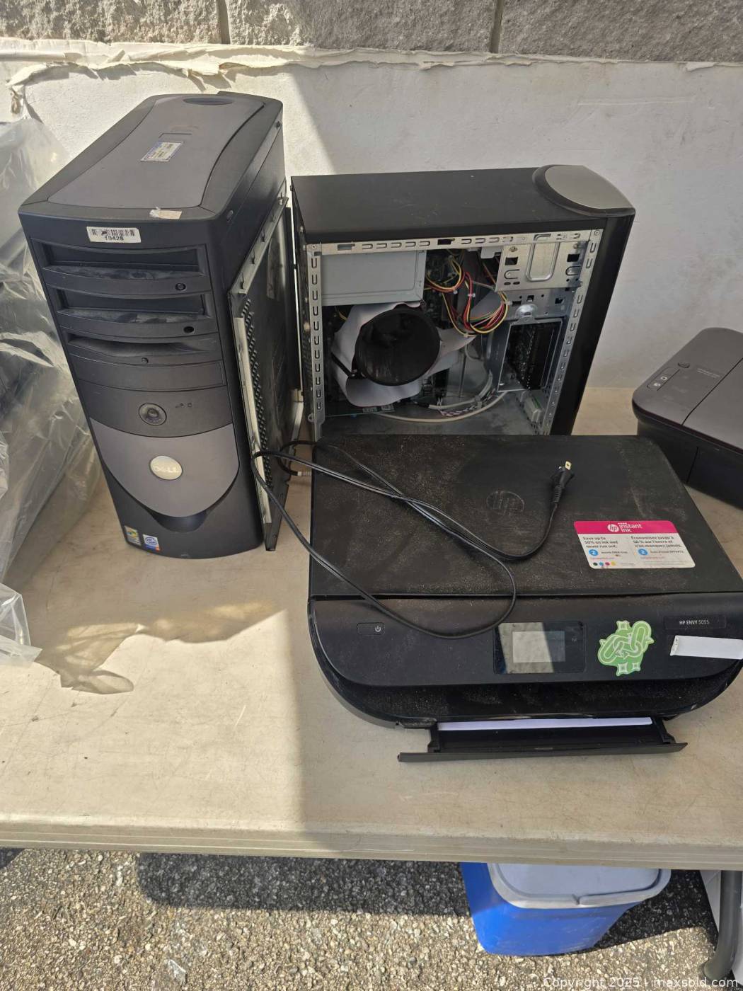 2 Dell desktop towers, 2 HP inkjet printers, 3 sealed HP CC425 paper ...