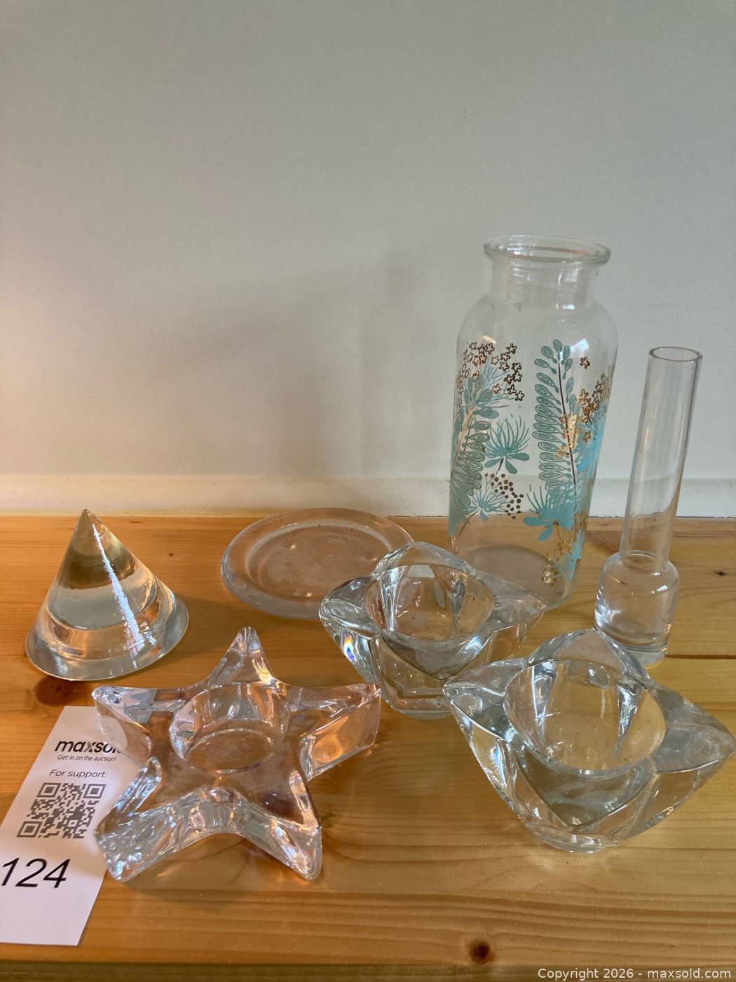 Small Glass Decor Lot | Maxsold
