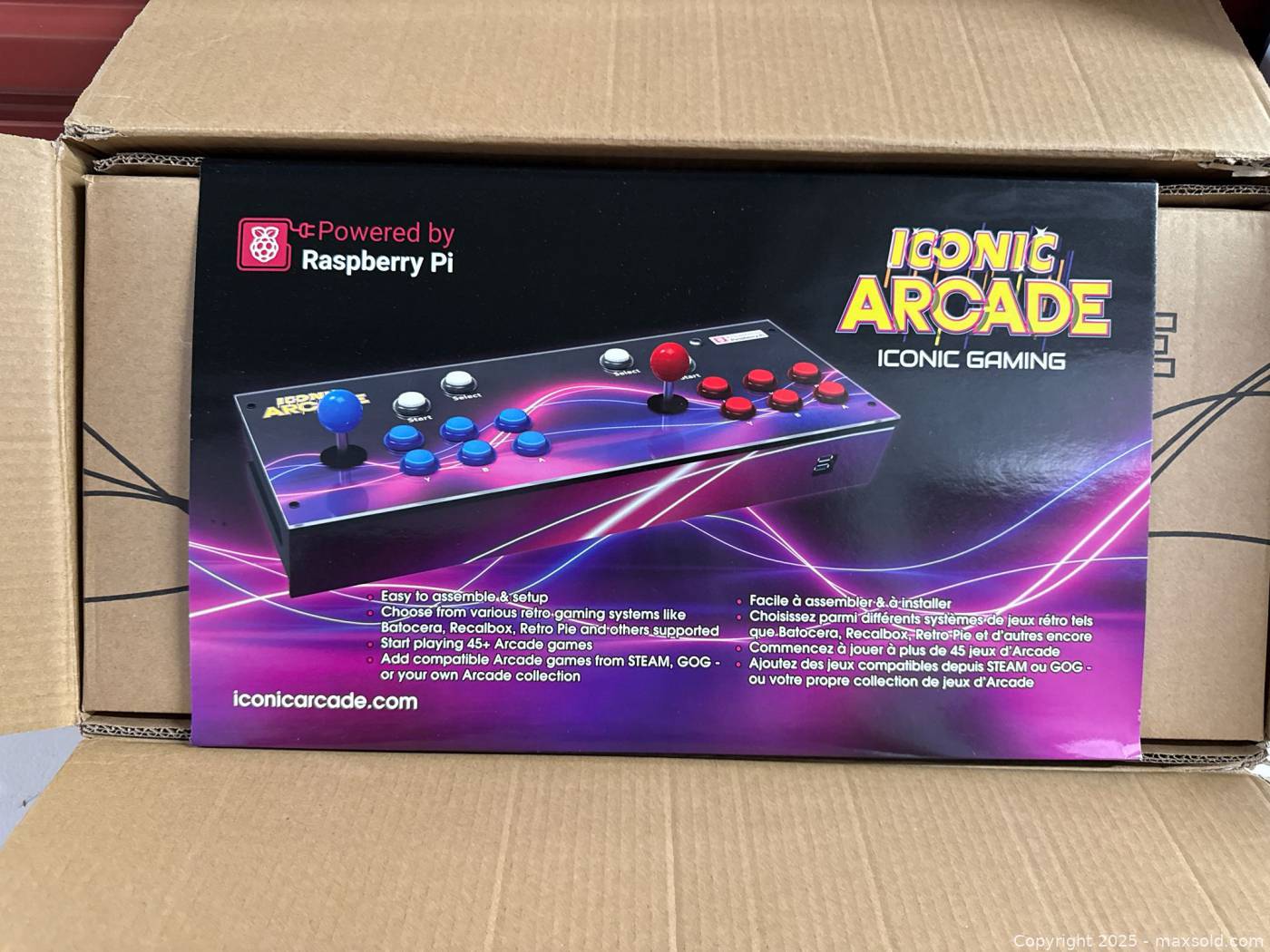 Iconic Arcade console with Raspberry Pi | Maxsold