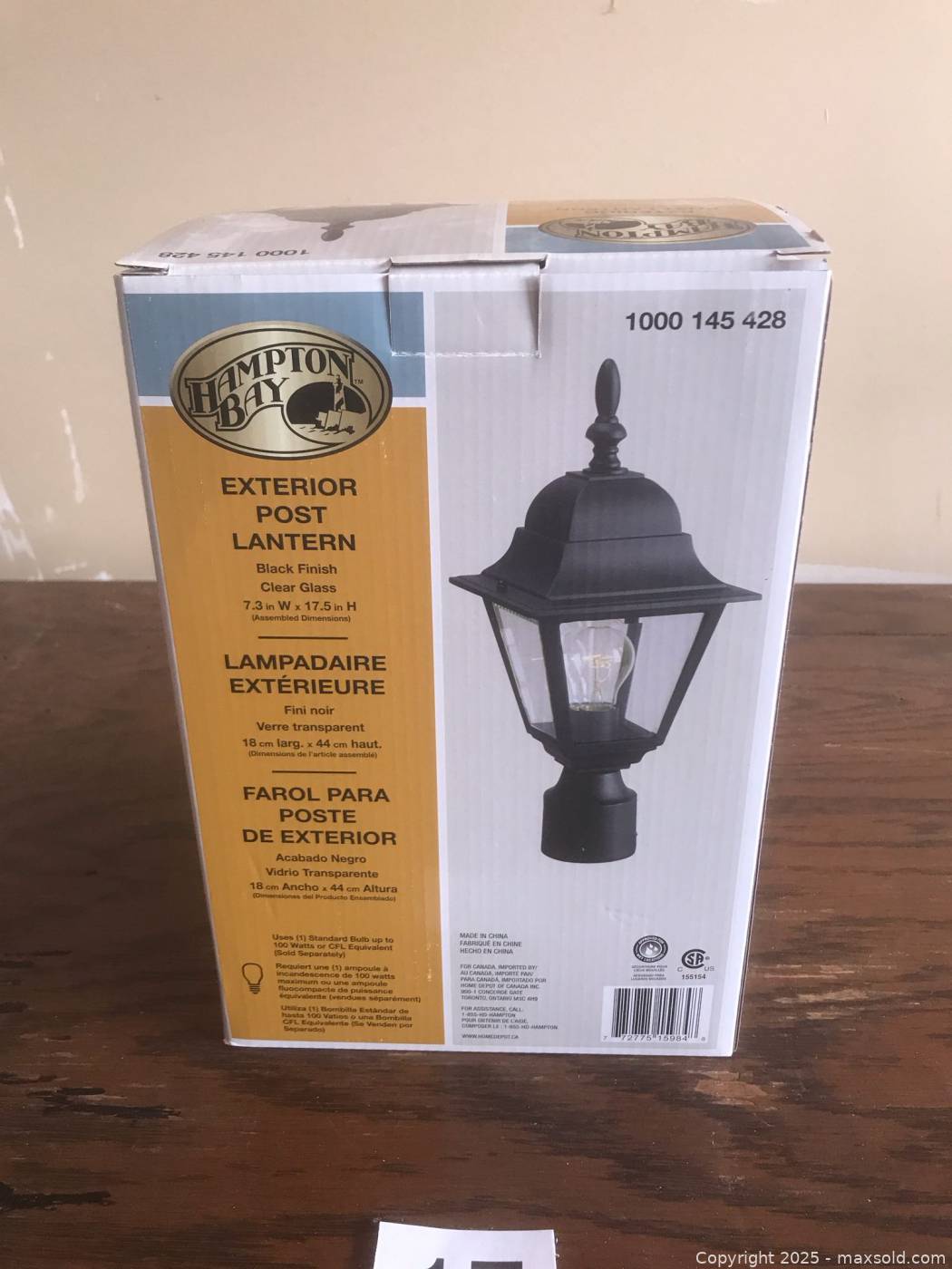 Hampton Bay Post Lightnull