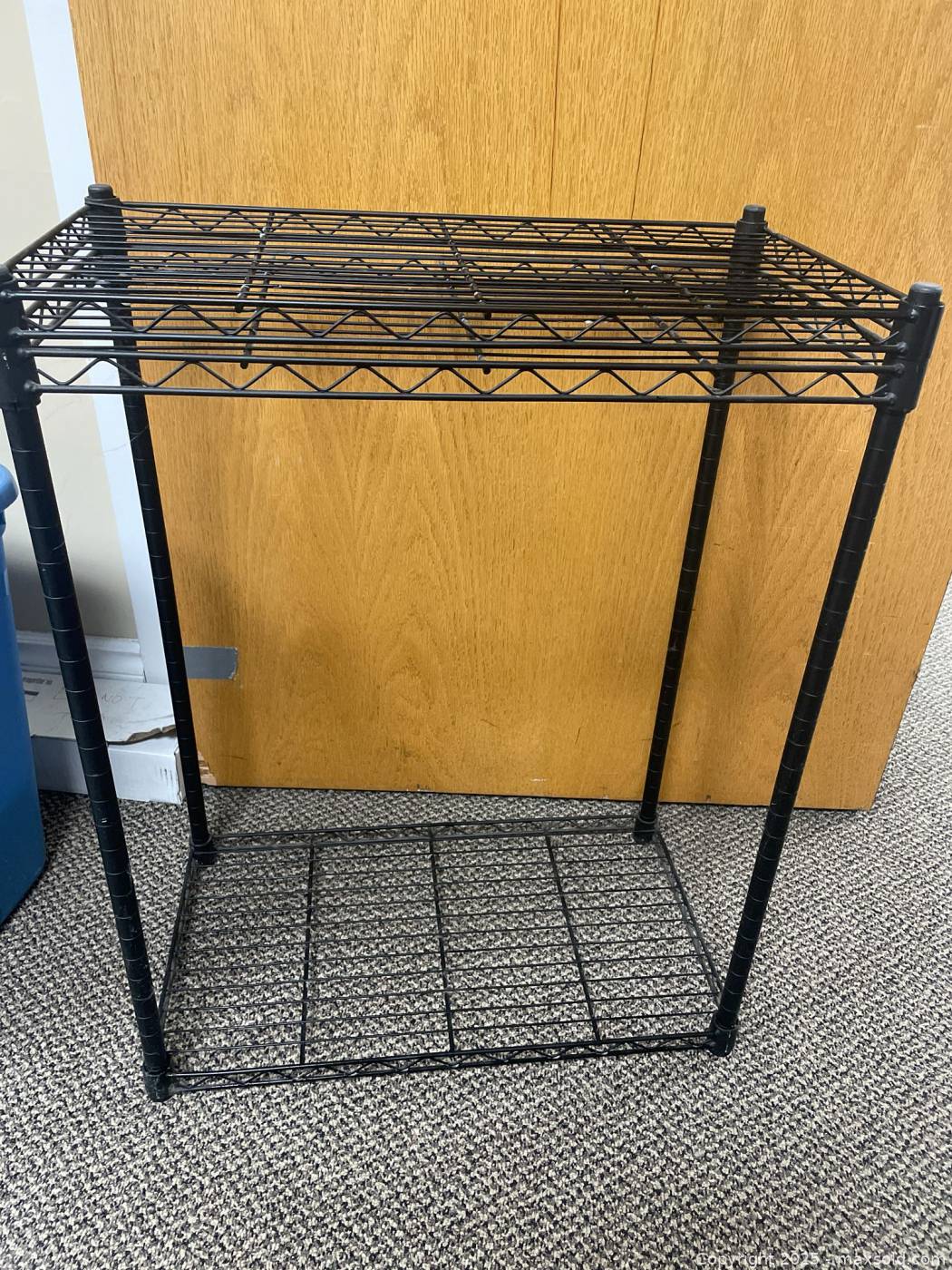 3-tier black metal wire shelving rack | Maxsold