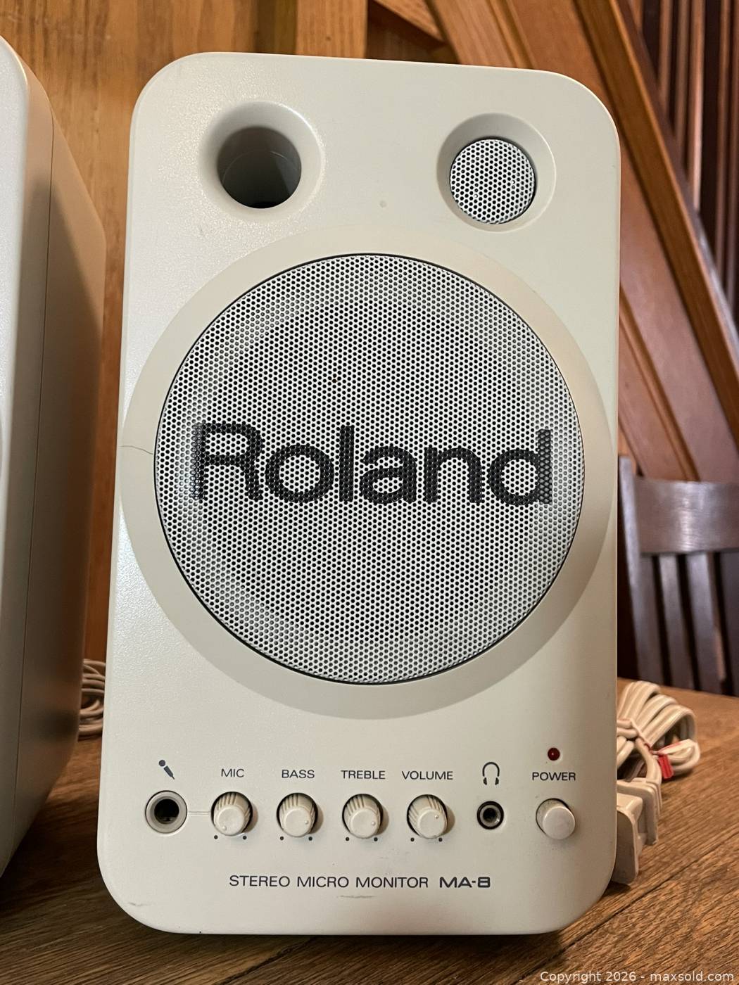 Roland MA-8 stereo micro monitor speakers | Maxsold