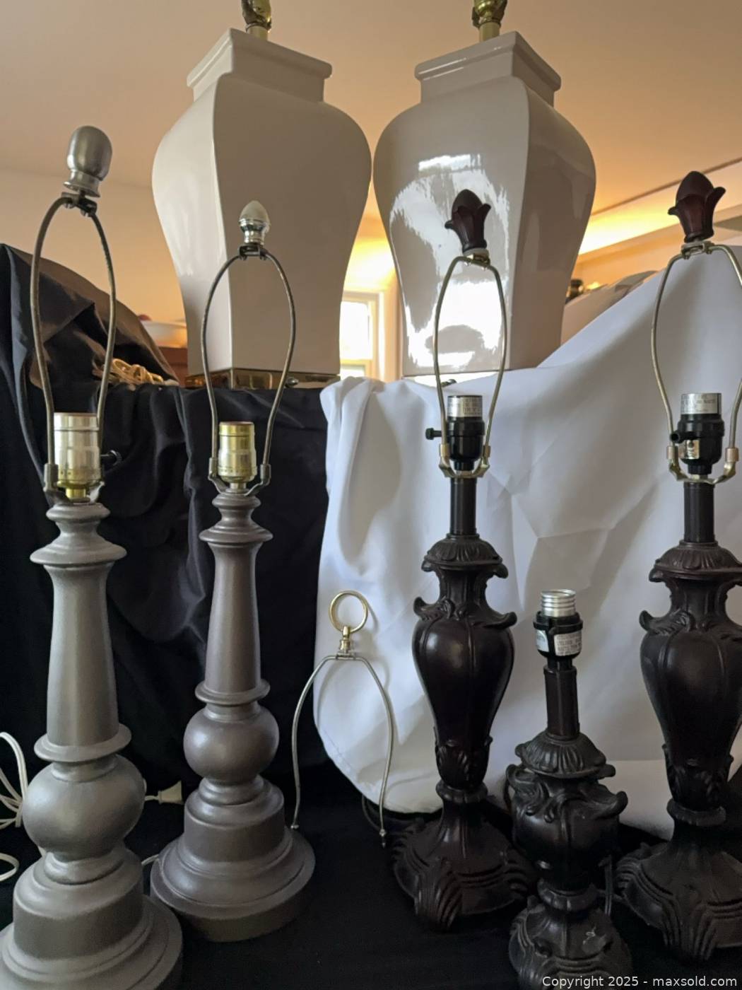 Seven table lamps assorted styles | Maxsold