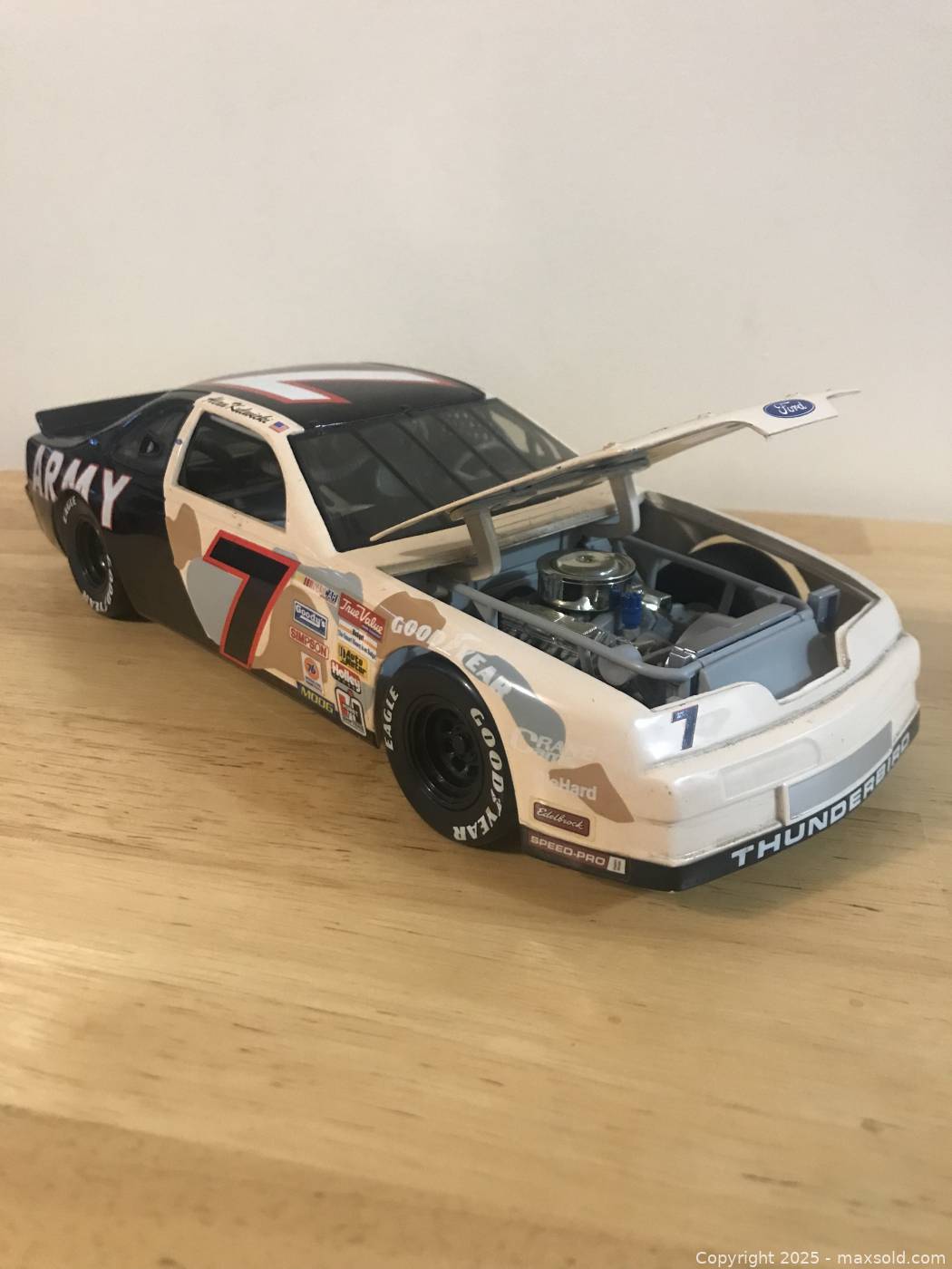 Alan Kulwicki #7 U.S. Army NASCAR 1:18 Diecast Car | Maxsold
