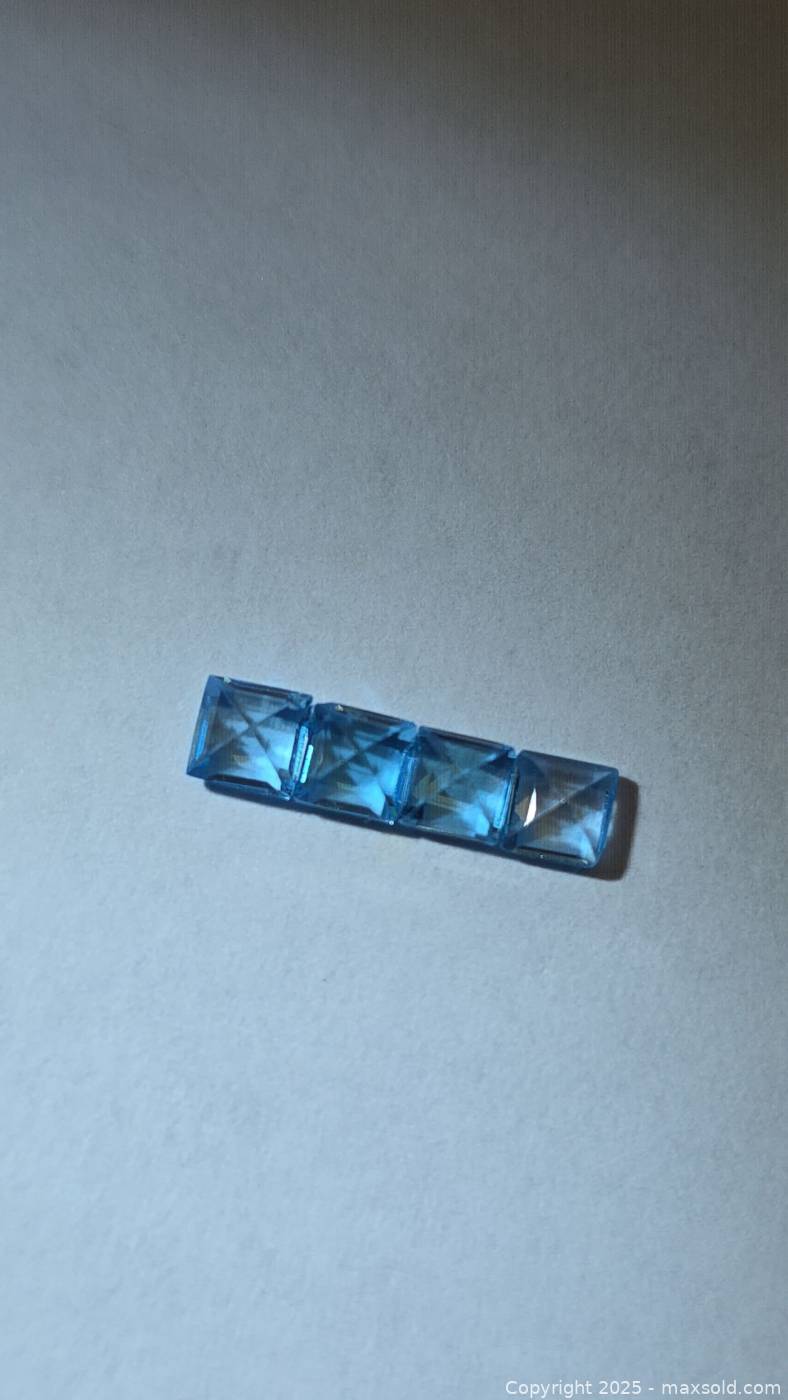 1.22ct Swiss Blue Topaz Square Cut Gemstones | Maxsold