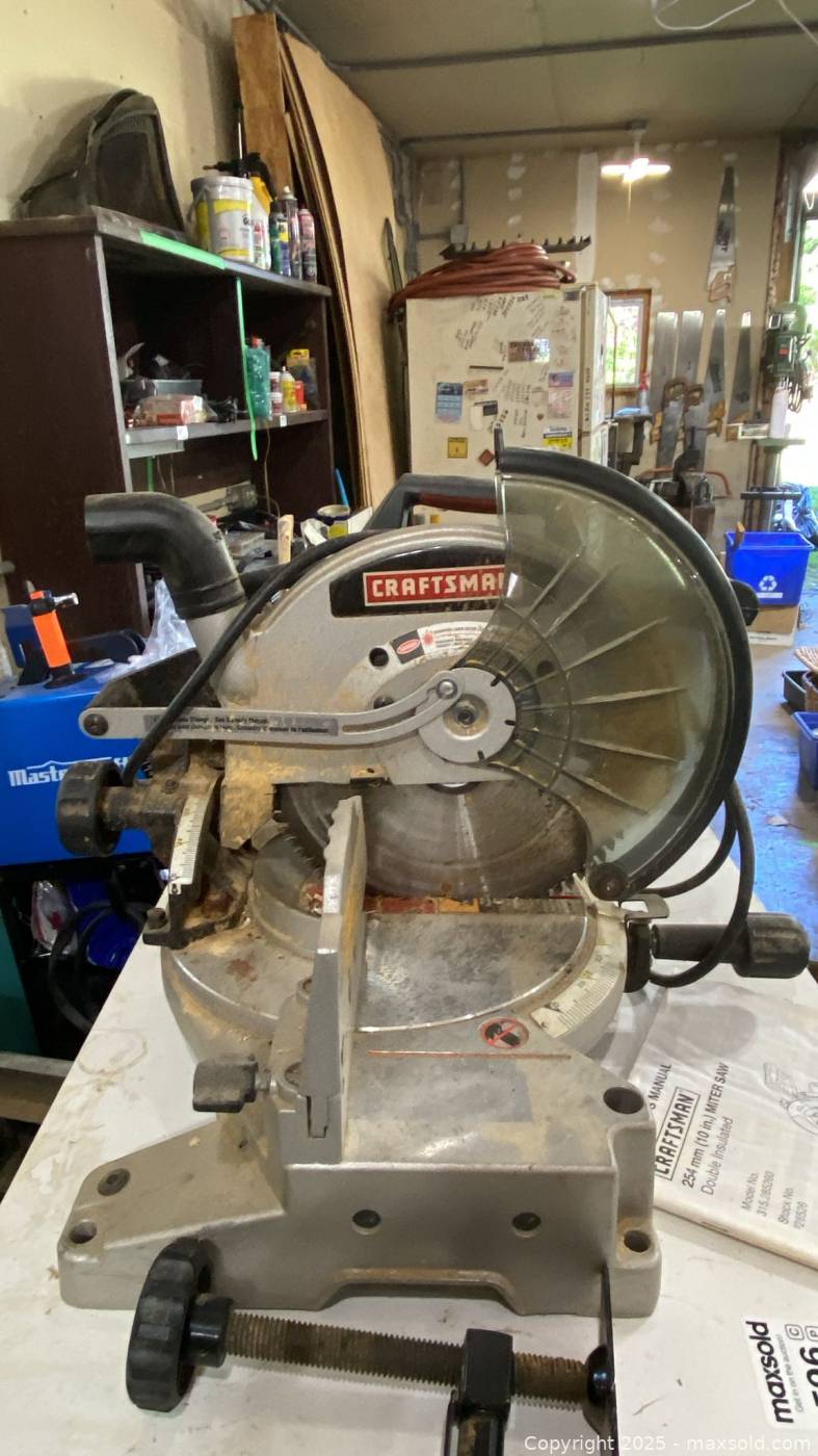 Craftsman 10" miter saw with manual | Maxsold