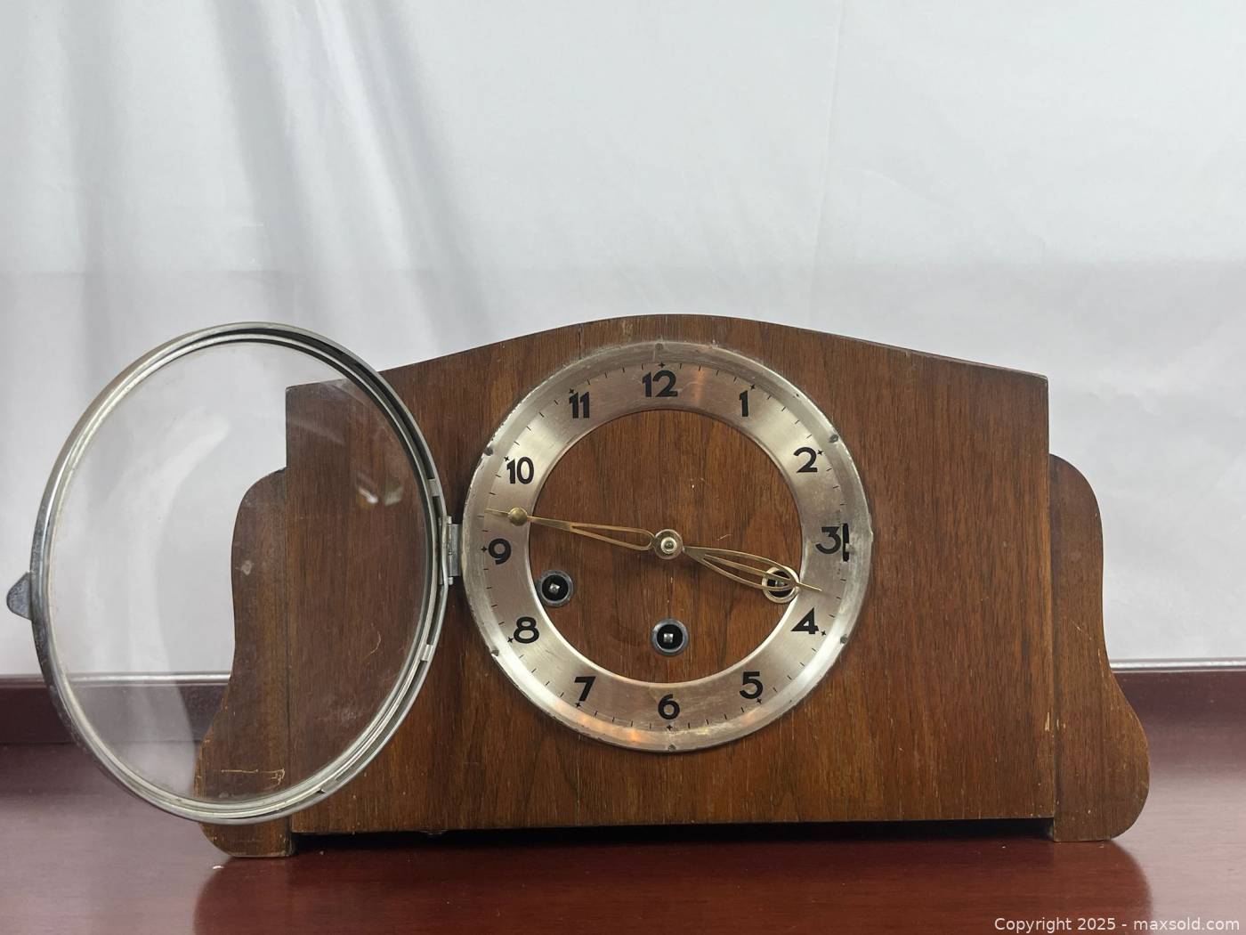 Wood Mantel Clock With Silvered Dial | Maxsold