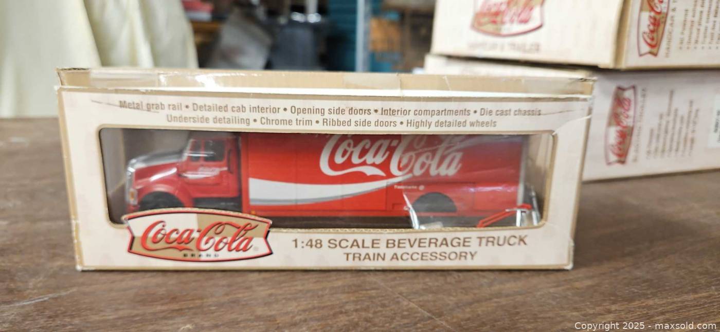 K-Line Coca-Cola O-Gauge Train Accessories & MTH Track | Maxsold