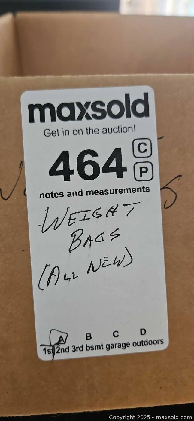 Fillable Weight Bags Sandbag Anchors Maxsold fillable-weight-bags-sandbag-anchors-maxsold