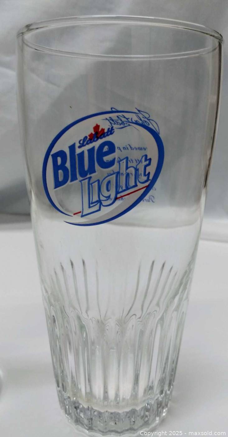 Old Mick's Red & Labatt Blue Light Beer Glasses | Maxsold