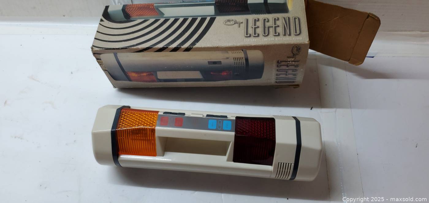 Legend flashlite in box | Maxsold