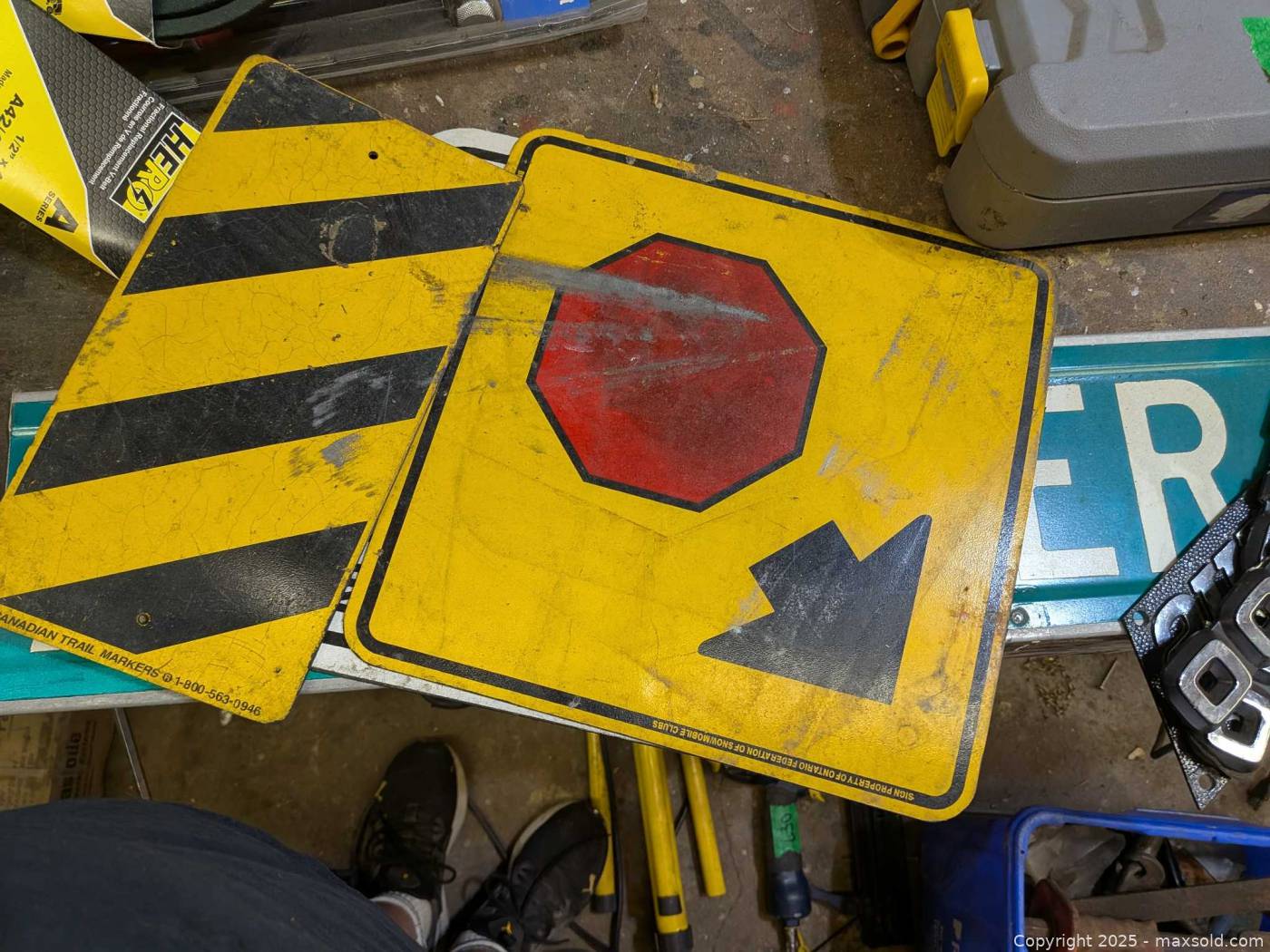 Traffic signs and automotive emblems | Maxsold