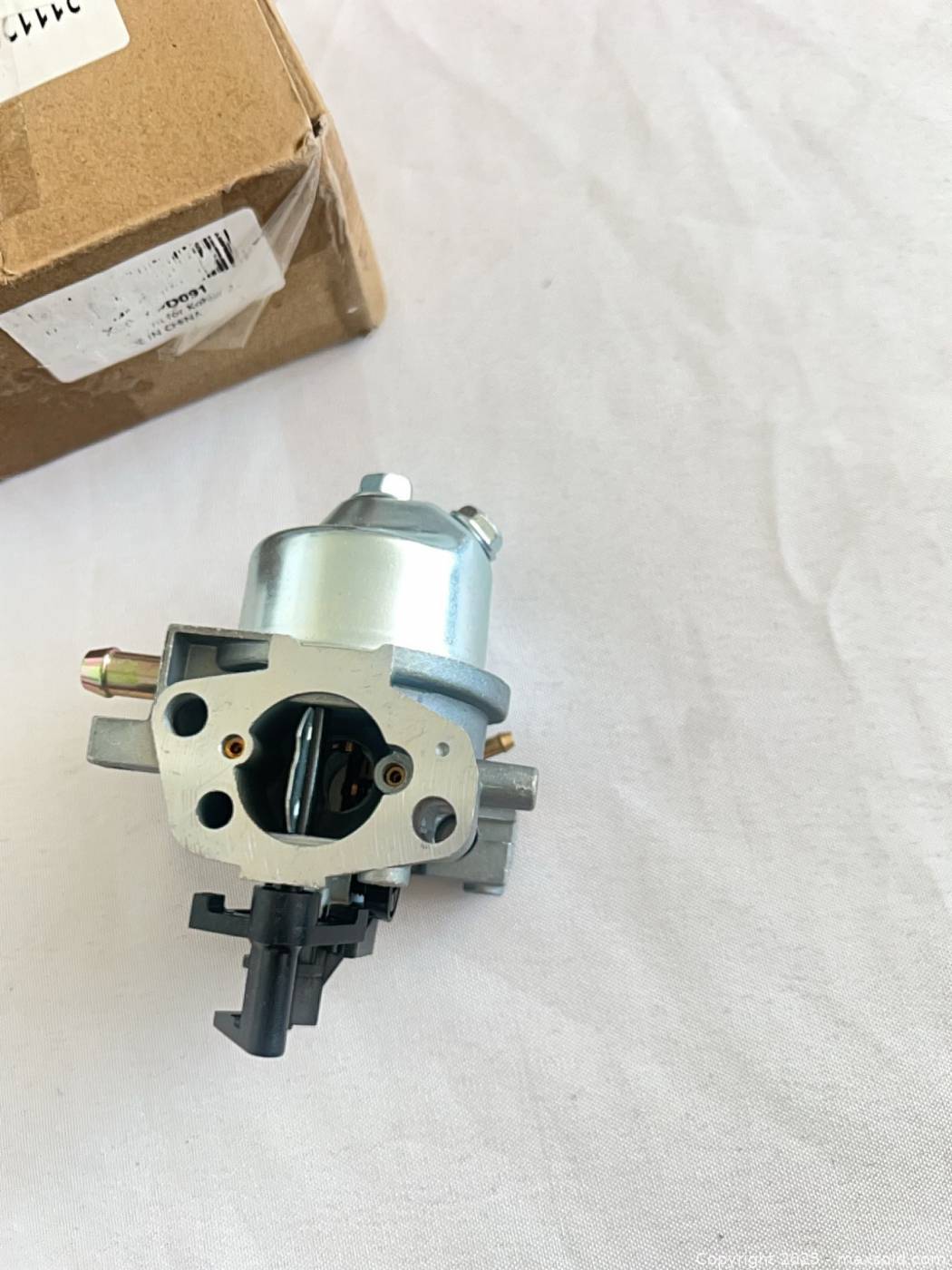 Small Engine Carburetor Float Bowl Style | Maxsold