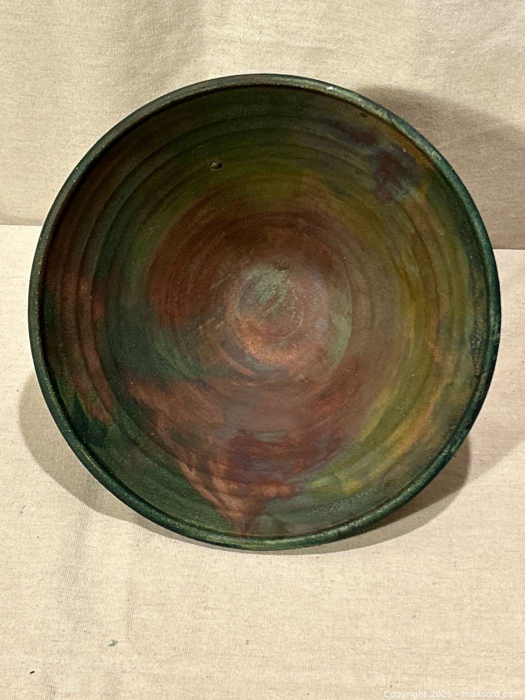 Raku-finish coloured ceramic bowl 9.5