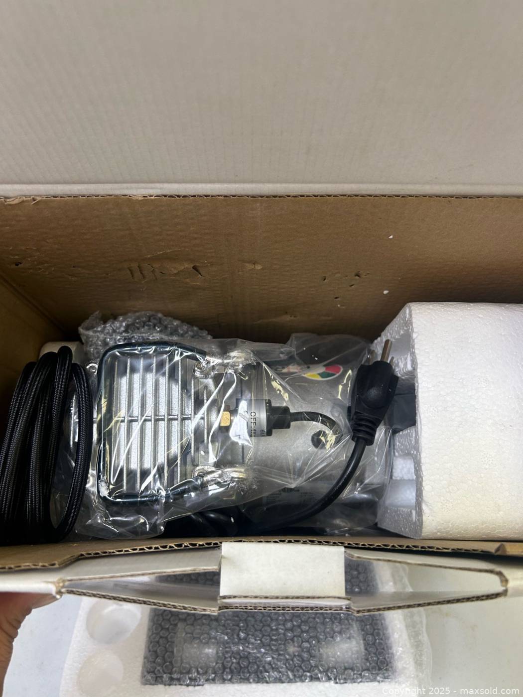 Timbertech AS186 Airbrush Compressor New Maxsold timbertech-as186-airbrush-compressor-new-maxsold