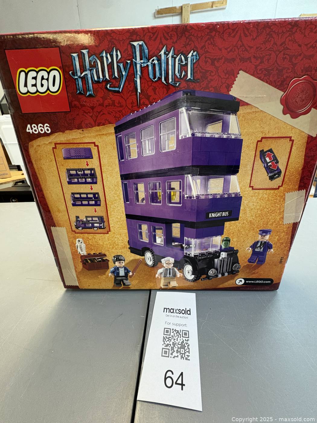 LEGO Harry Potter 4866 The Knight Bus set | Maxsold
