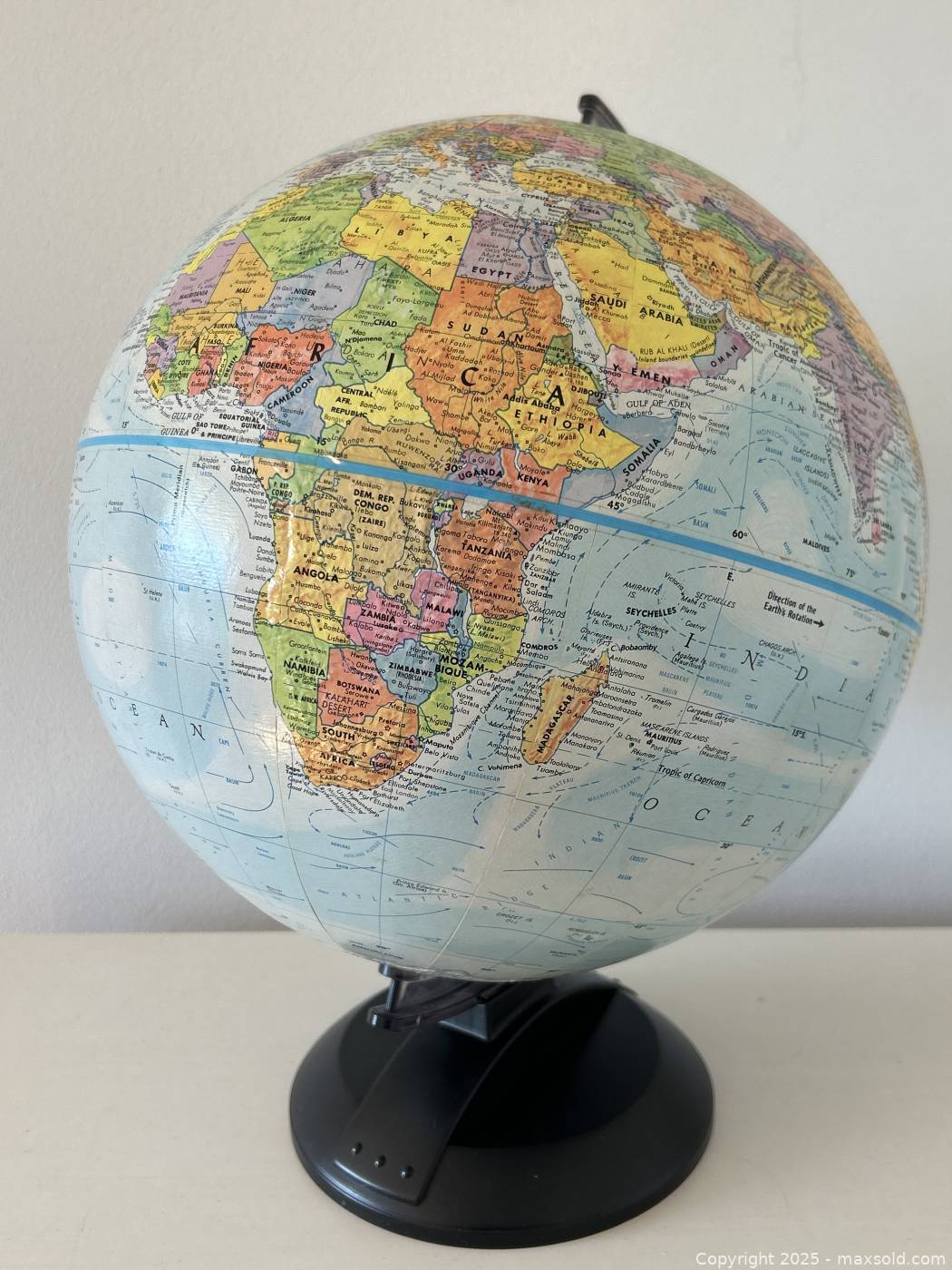 Omega Constellation Globemaster 39 *Blue Dial* - Inventory 5404