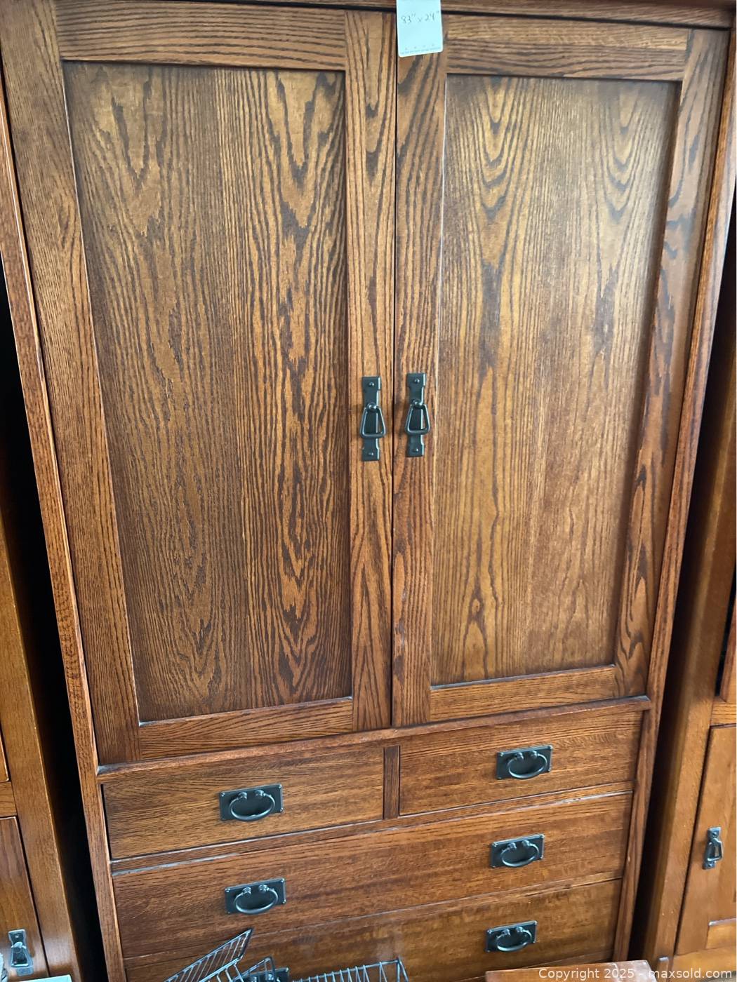 Mission style oak hutch entertainment armoire | Maxsold