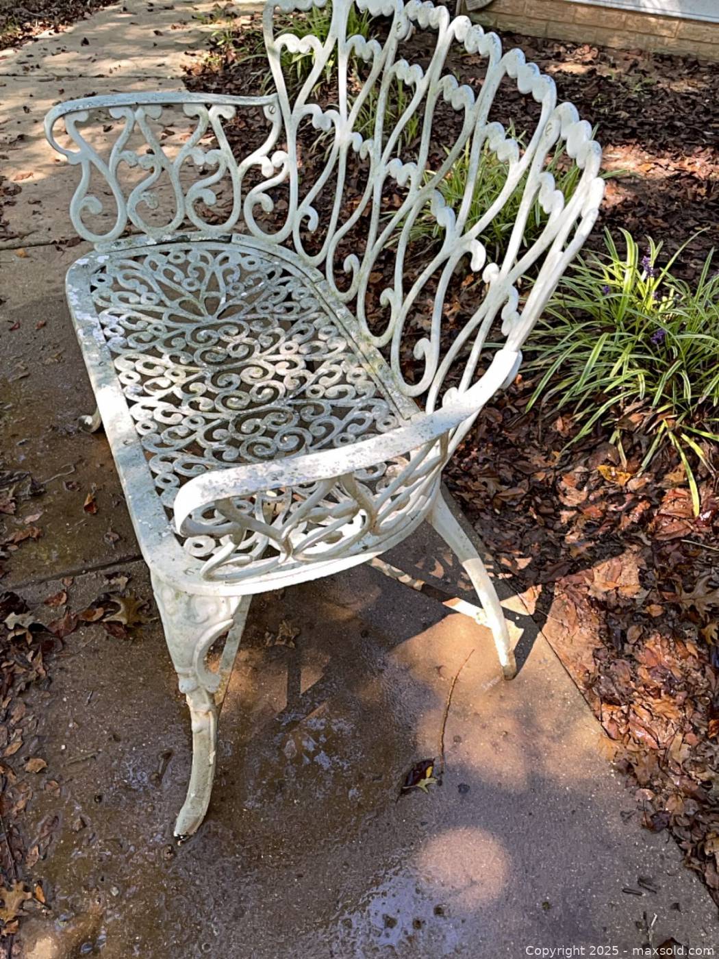 Outdoor metal bench and two-piece gate | Maxsold