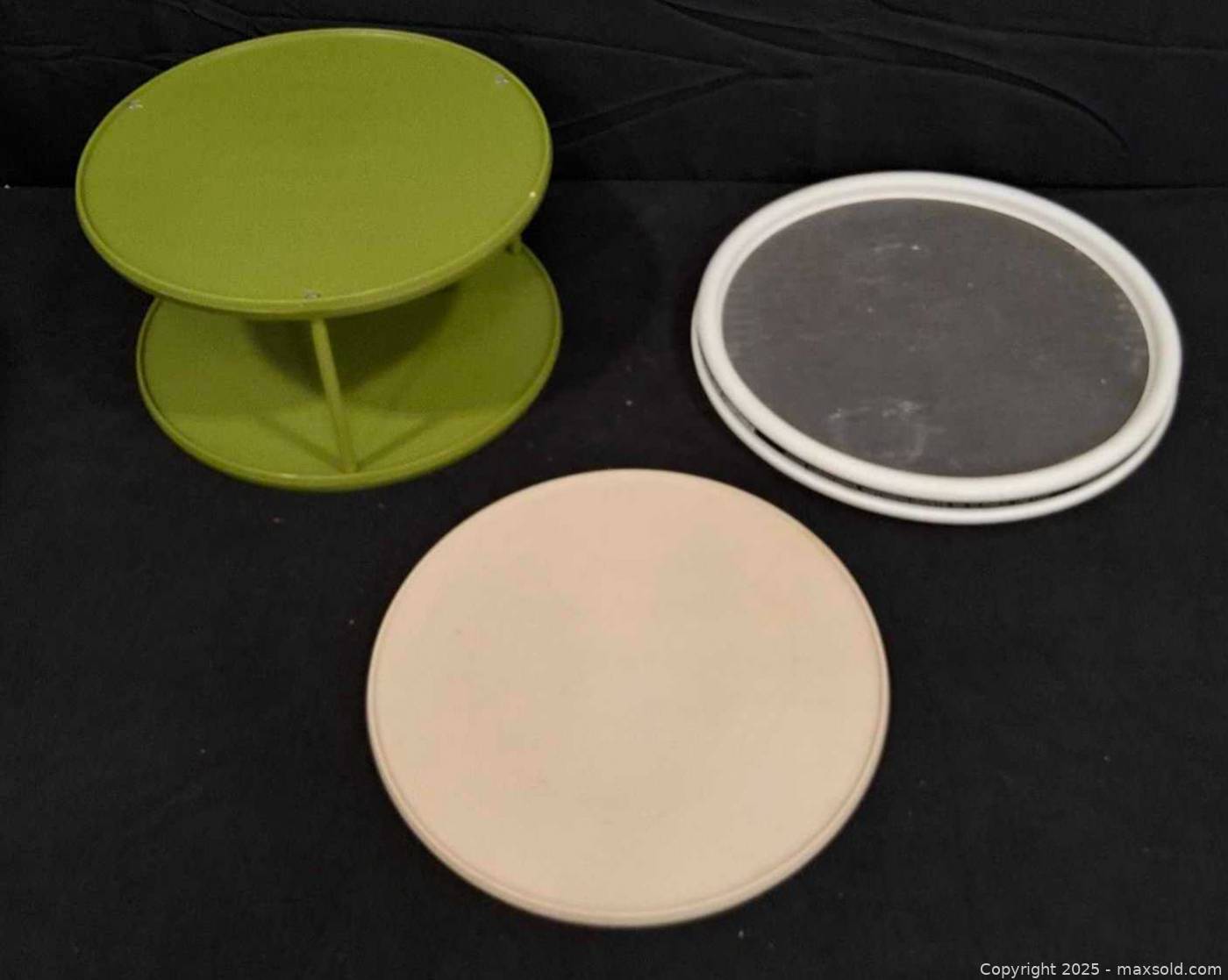 Dish drying rack and three lazy susan turntables | Maxsold