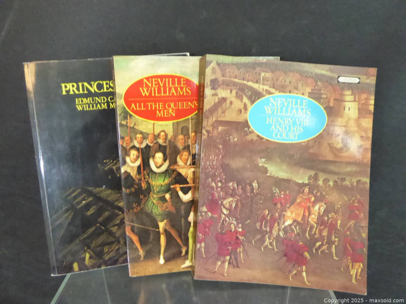 History books collection | Maxsold