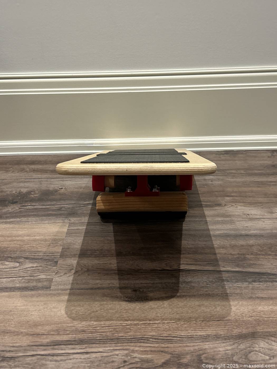 Extreme Balance Exercise Board | Maxsold