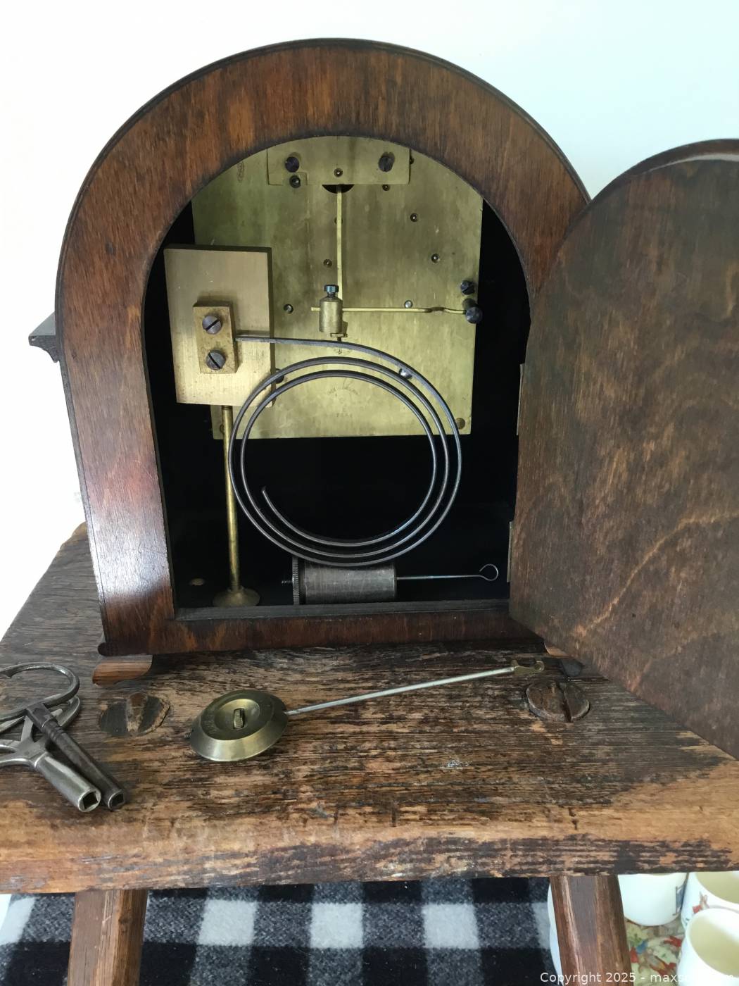 Antique Wooden Mantel Clock | Maxsold