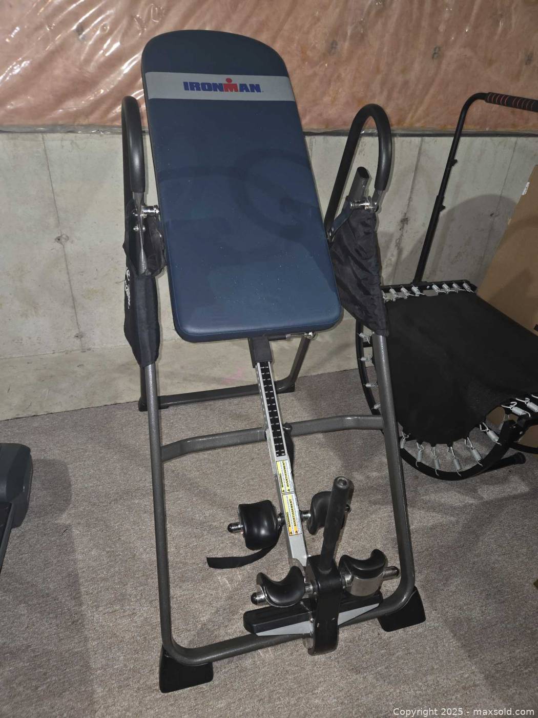 Ironman inversion table | Maxsold