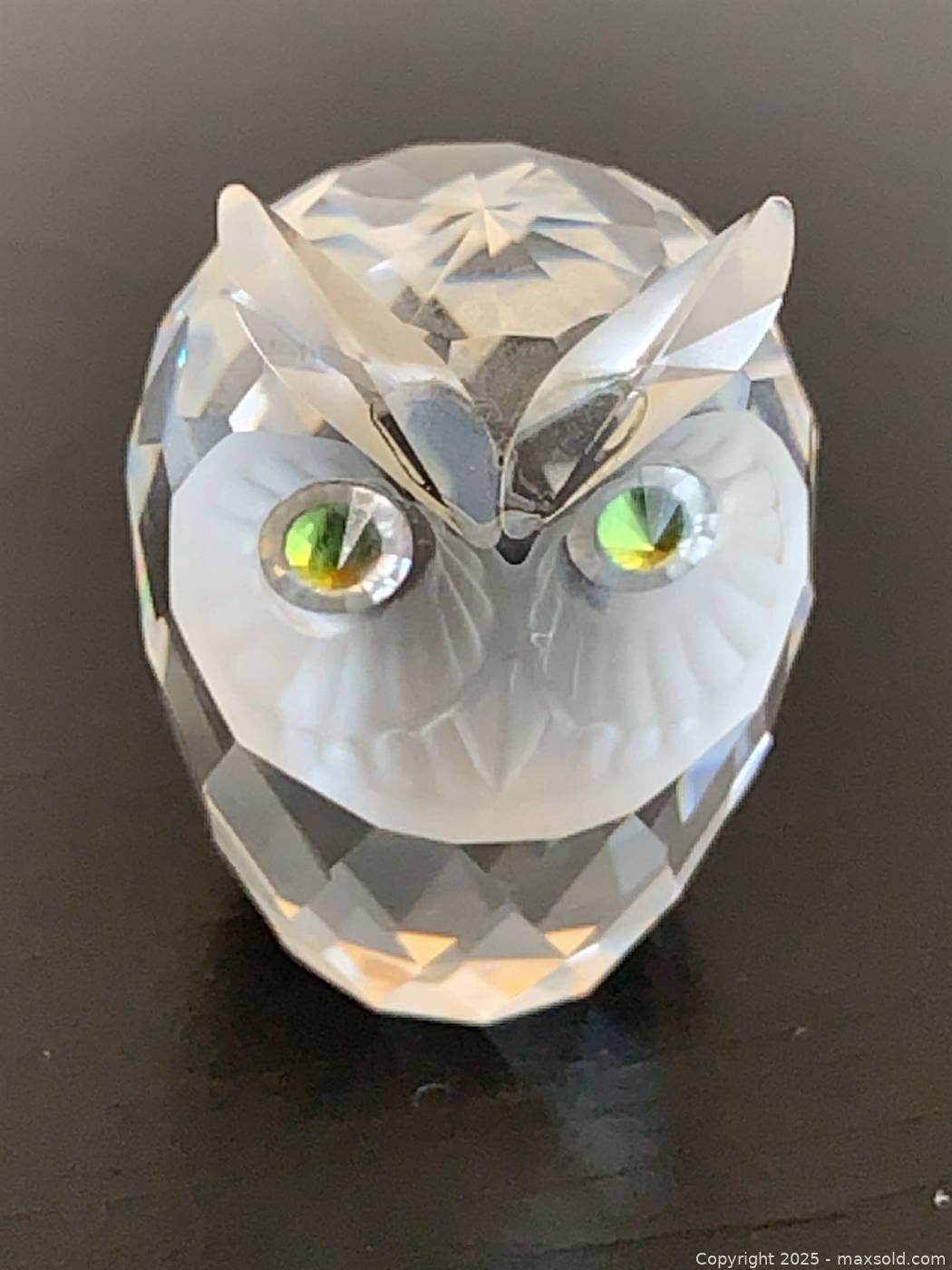 swarovski-crystal-owl-figurine-7636-nr-060-maxsold
