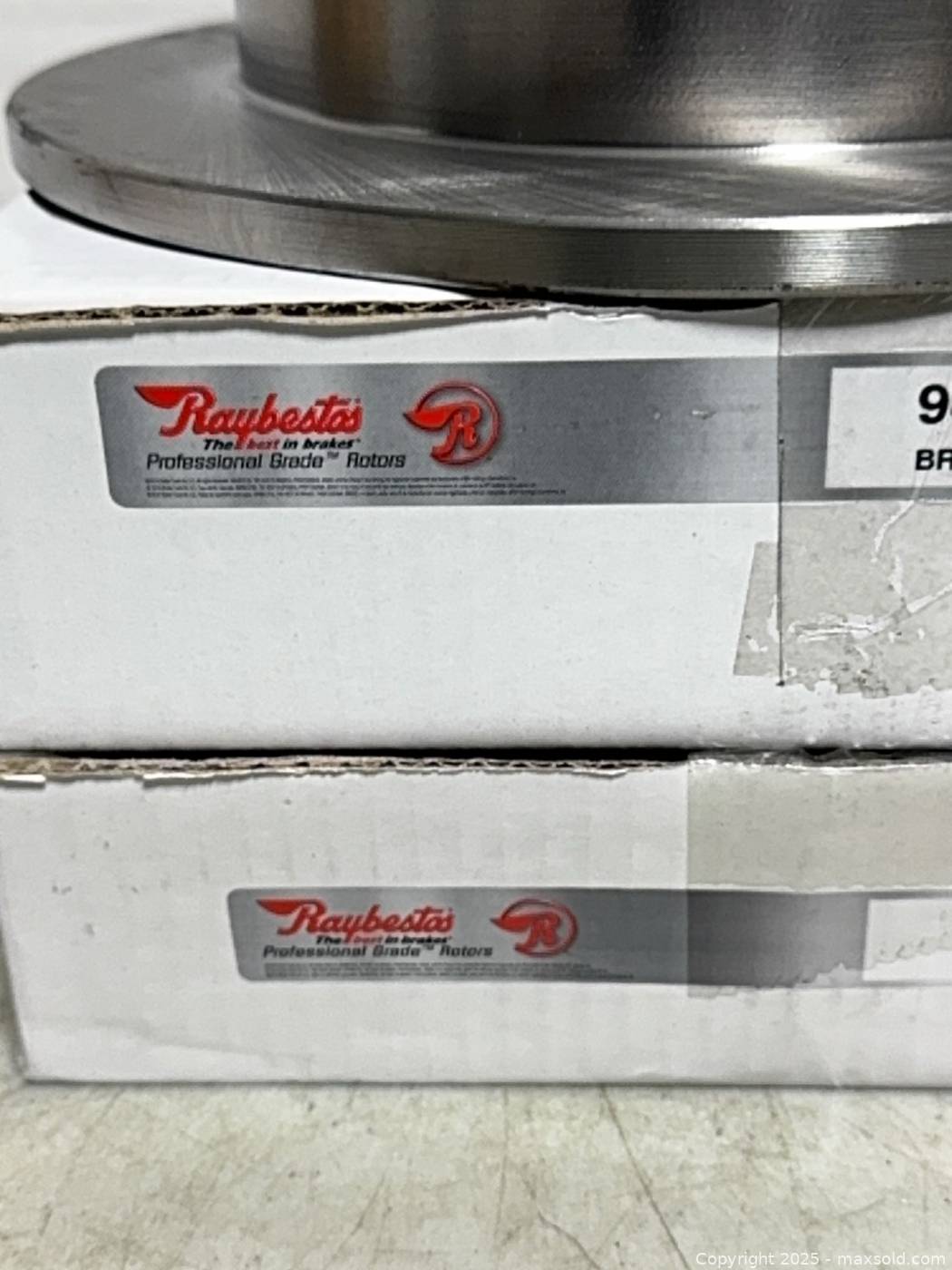 2 Raybestos 980896R brake rotors | Maxsold