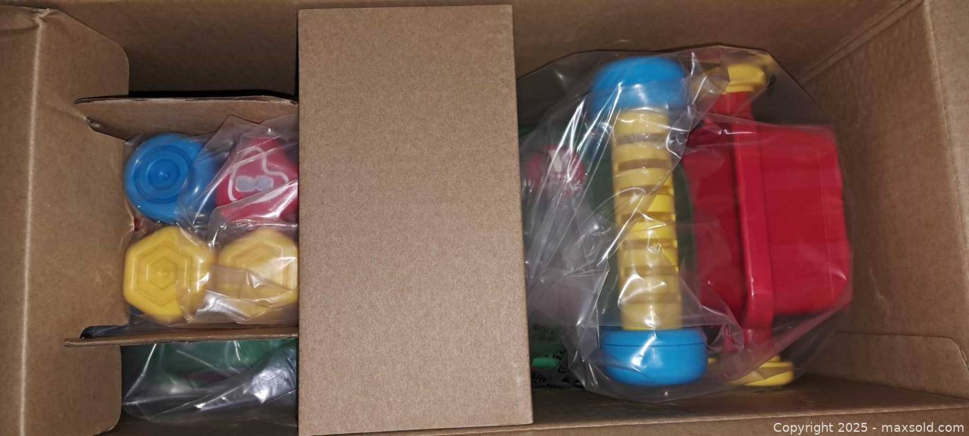 VTech Sort & Recycle Ride-On Truck educational toy | Maxsold