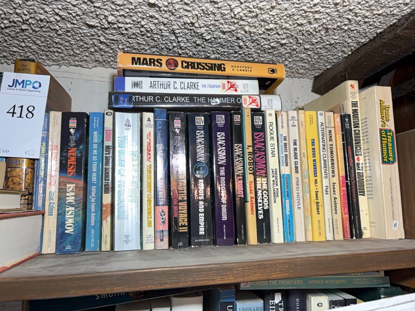Science fiction books and cassette tapes | Maxsold