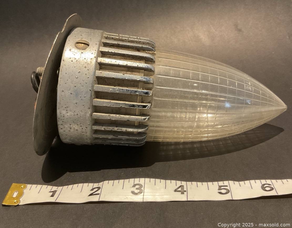 1959 Cadillac reverse light | Maxsold