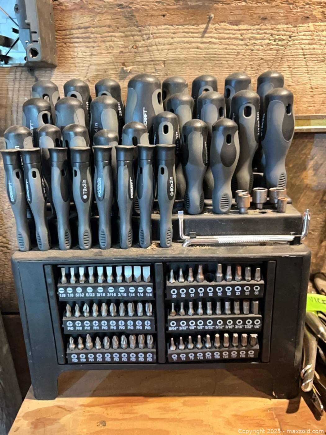 Jumbo Bit Rack Screwdriver and 1/4-In Hex Bit Rack Set | Maxsold