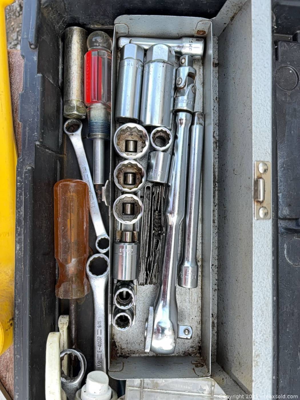Merc Tools MerCruiser sterndrive specialty and hand tools | Maxsold