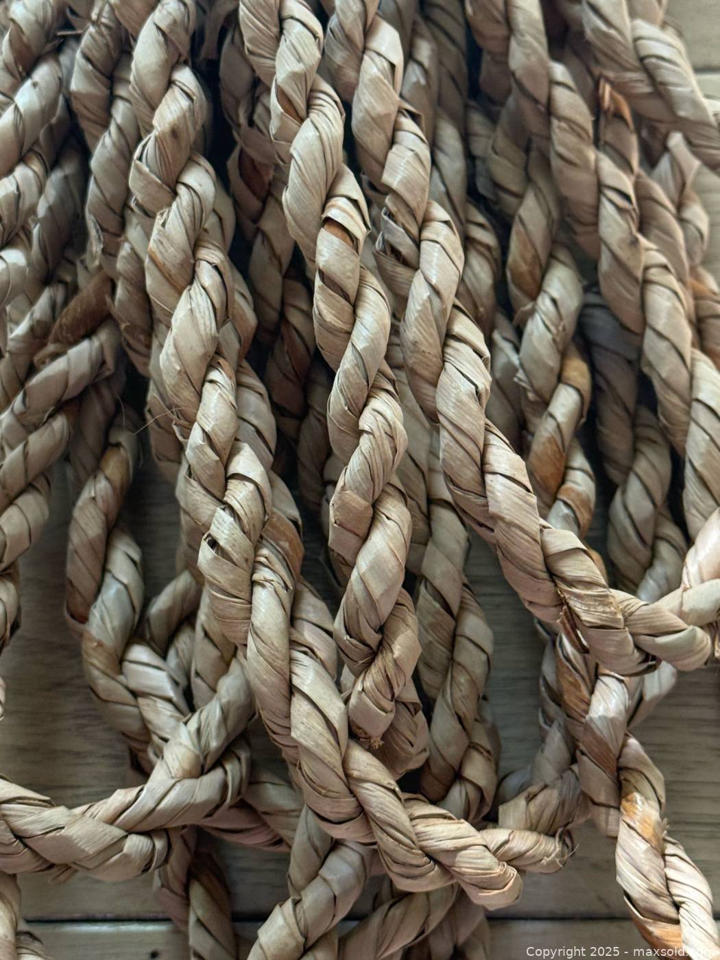 Natural woven rope bundle | Maxsold