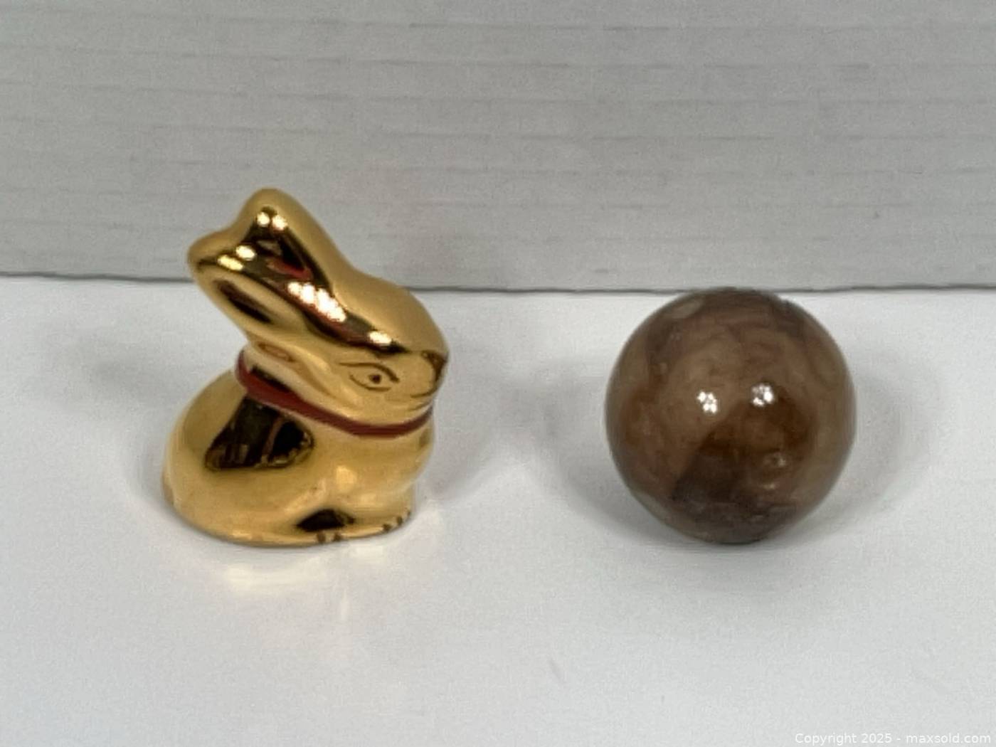 Assorted miniature figurines & collectibles | Maxsold