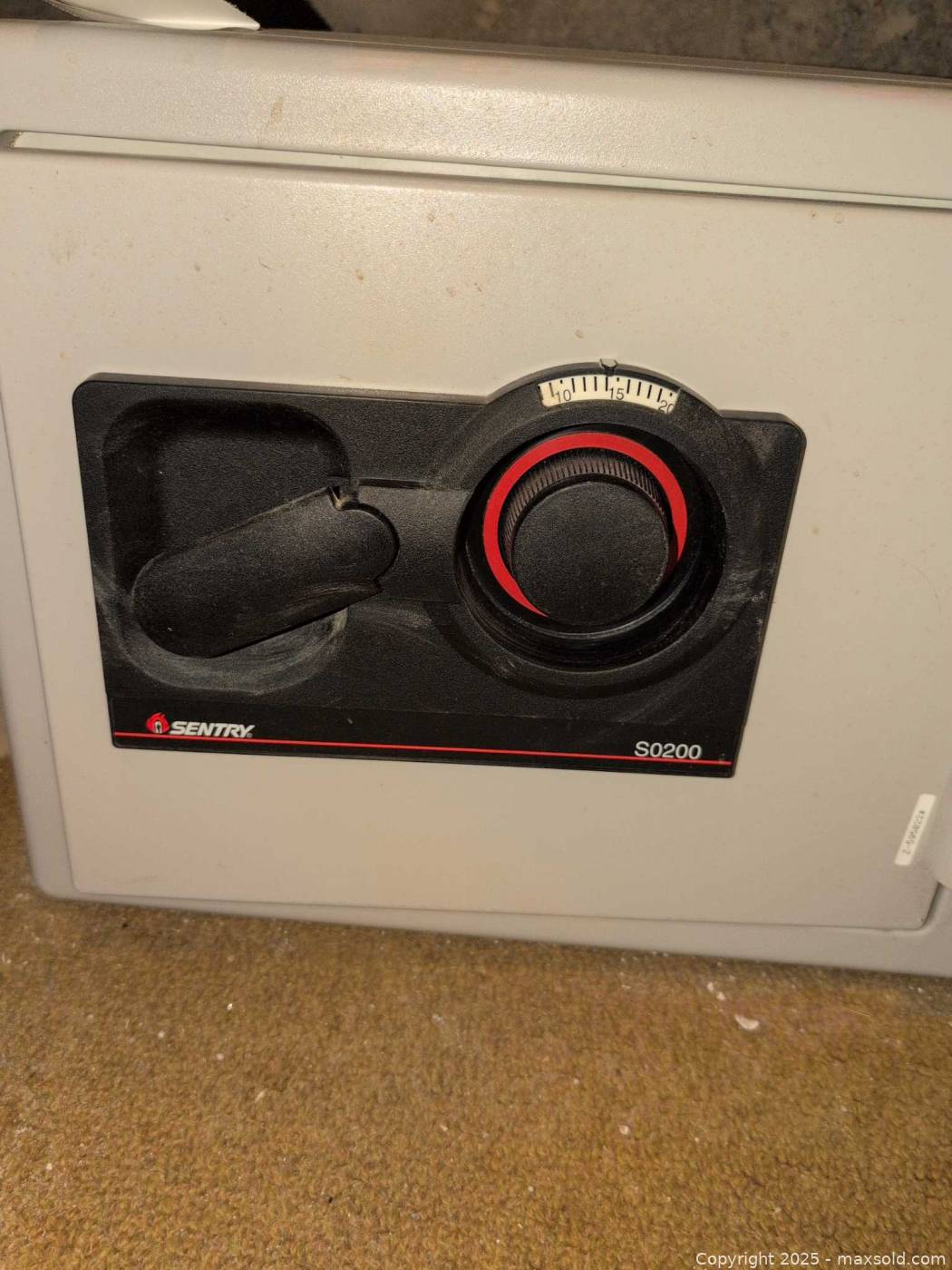 Sentry Safe Model S0200 | Maxsold