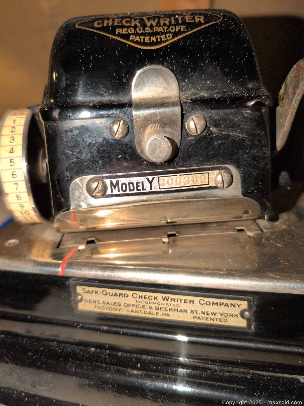 Check Riter Safe-Guard Model Y manual check writer | Maxsold