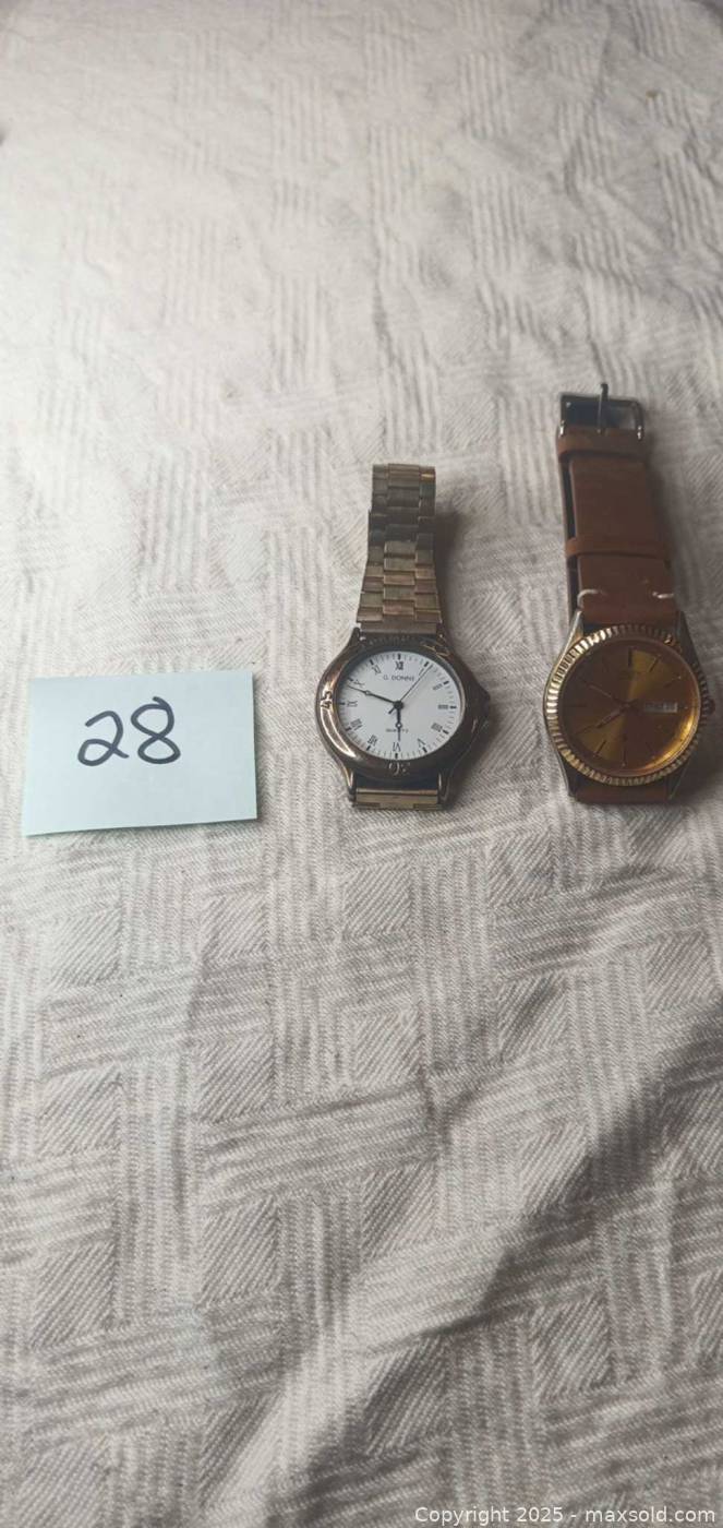 Citizen quartz gold tone watch plus G Donne Formula 1 quartz Maxsold