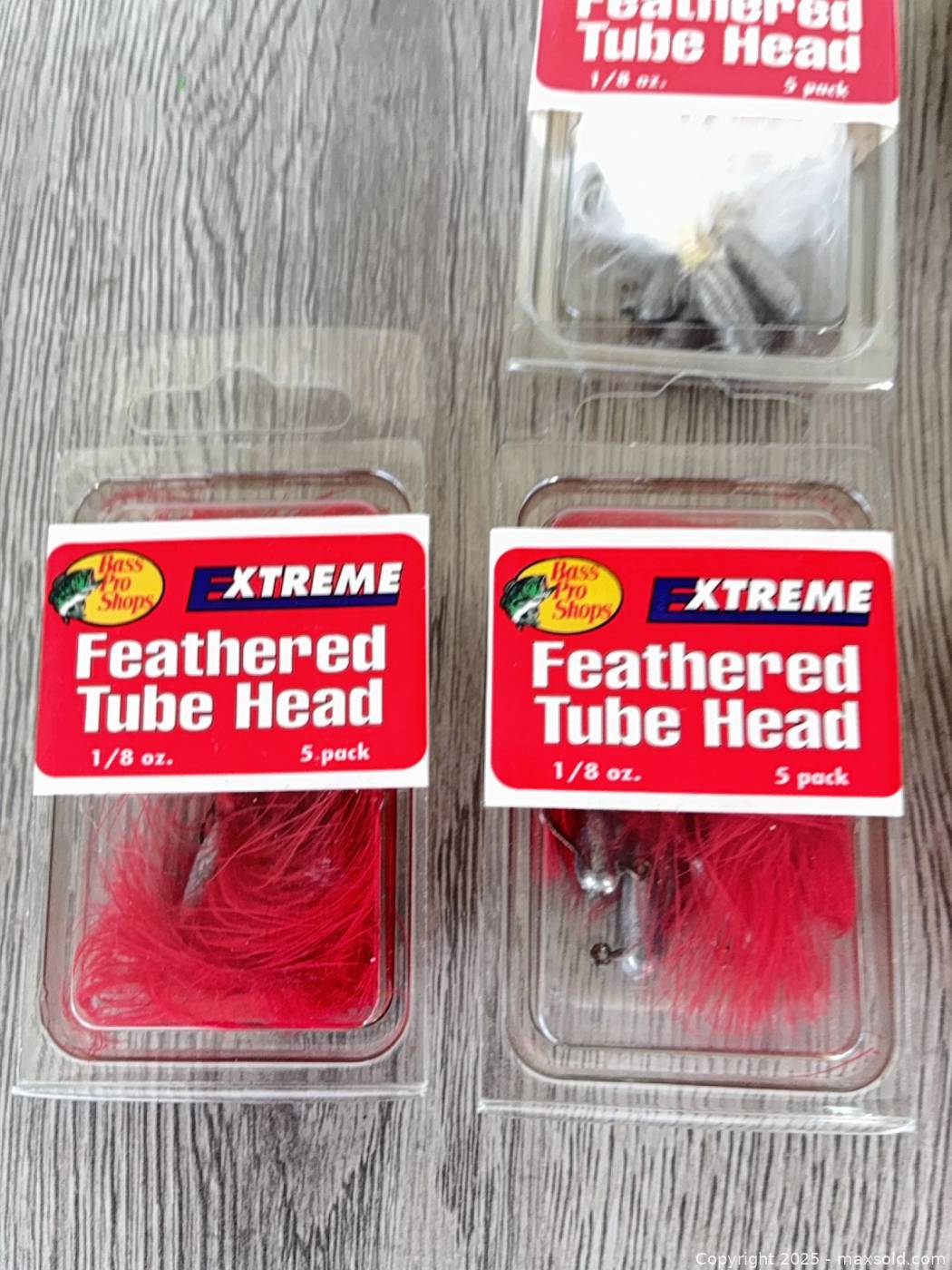 20 Bass Pro Extreme Feathered Tube Head 5-Packs | Maxsold