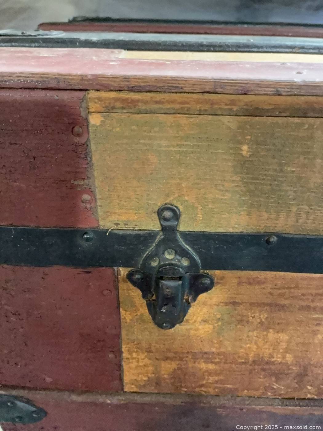 Travel Trunk Edging Vintage wood travel trunk | Maxsold