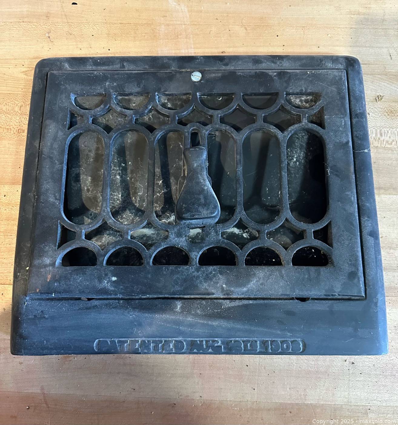 Heat Radiator Register Antique Cast Iron Heat Registers x3 | Maxsold