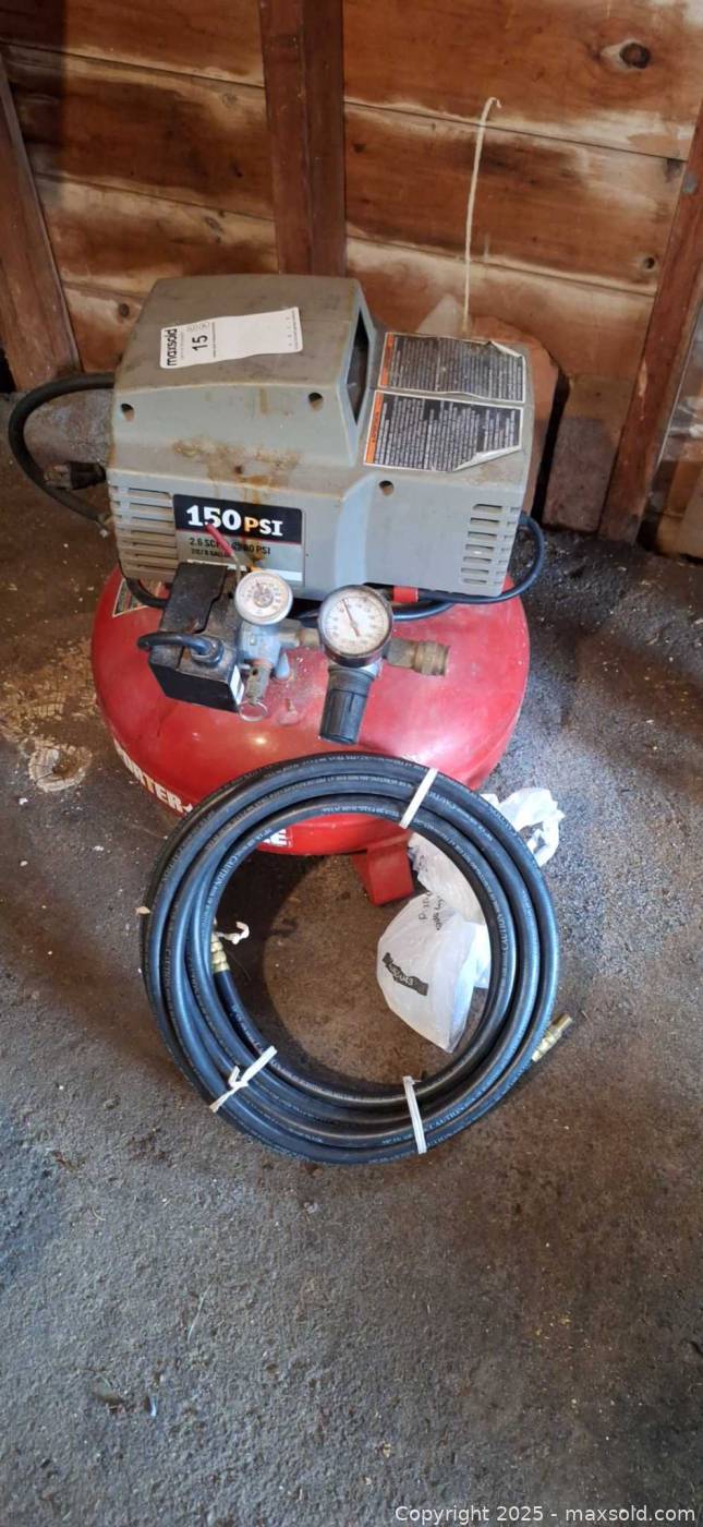 Porter-Cable 150 PSI pancake air compressor with hose | Maxsold