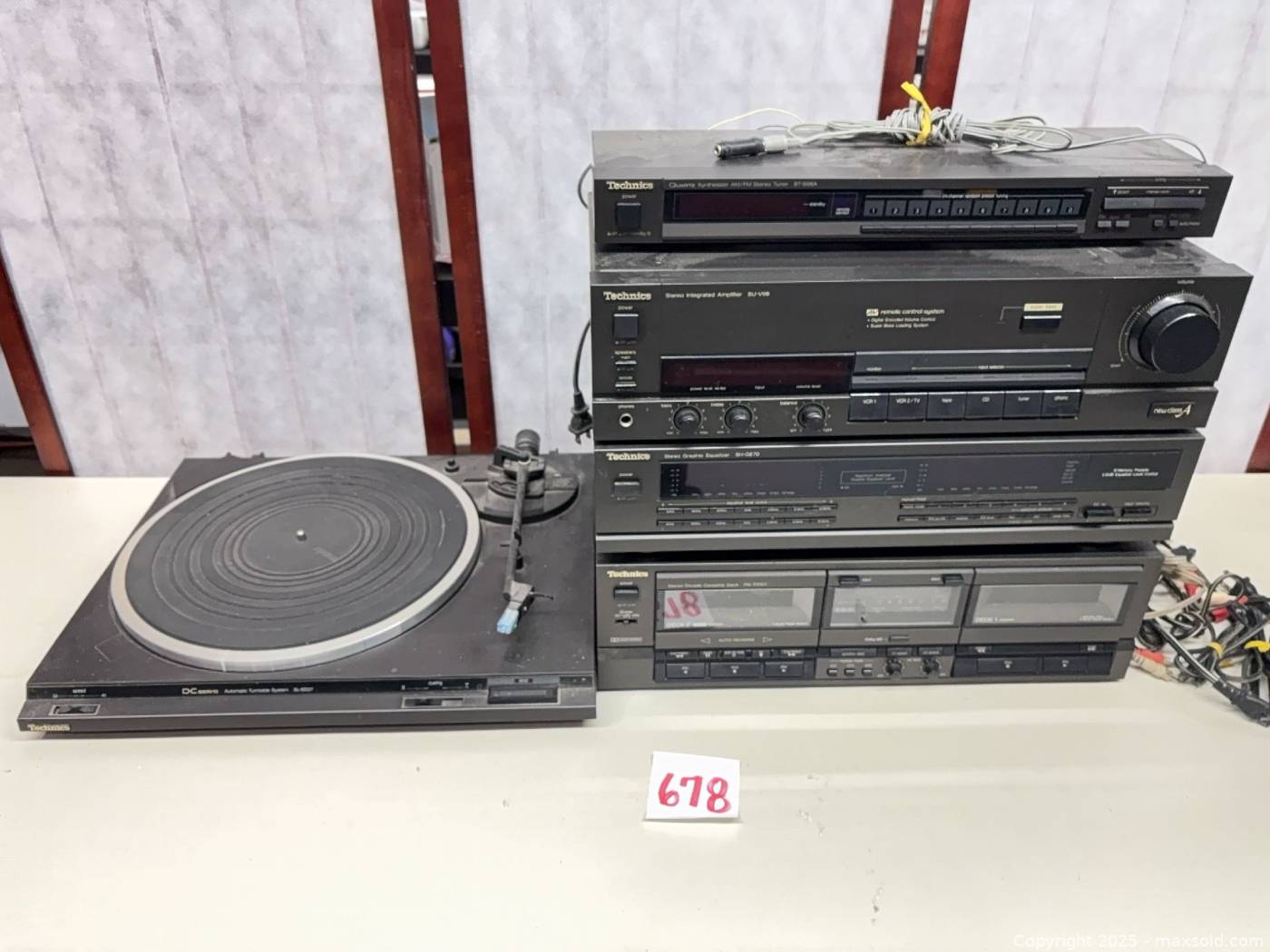 Technics stereo component system, five units | Maxsold