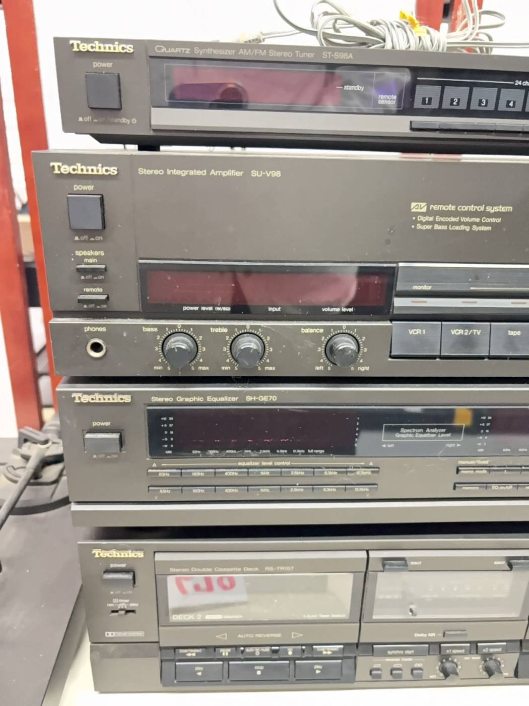 Technics stereo component system, five units | Maxsold