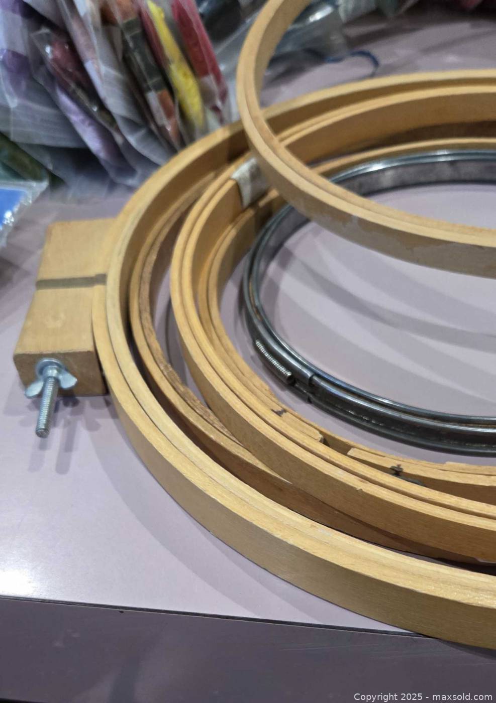 Thread Hoop Embroidery hoops, threads, placemat kit | Maxsold